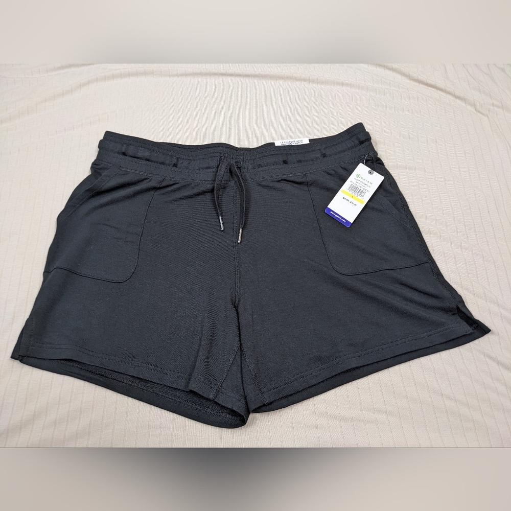 Black (tap shoe) GAIAM Warrior Shorts, Large